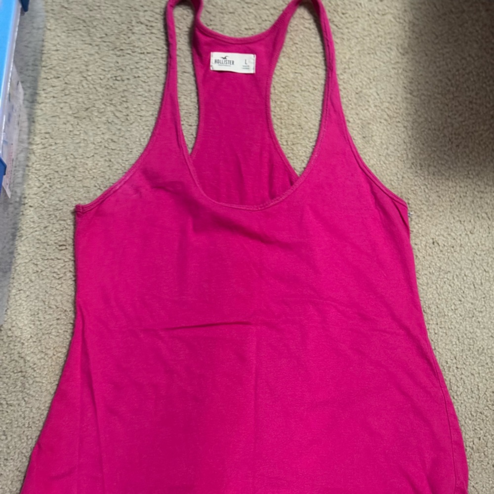 3 tank tops - Picture 2 of 4
